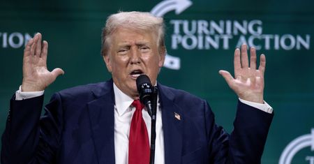 Wybory w USA. Burza po słowach Trumpa. "Nie będziecie musieli więcej głosować"