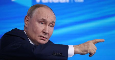 Putin boi się żołnierzy. Rezygnuje z programu "Czas Bohaterów"