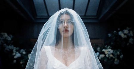 4 mln wyświetleń na Netfliksie. Aktor wymiękł na scenie z psem