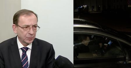 Skończyły się przywileje. Za kierownicą Wąsik, obok Kamiński