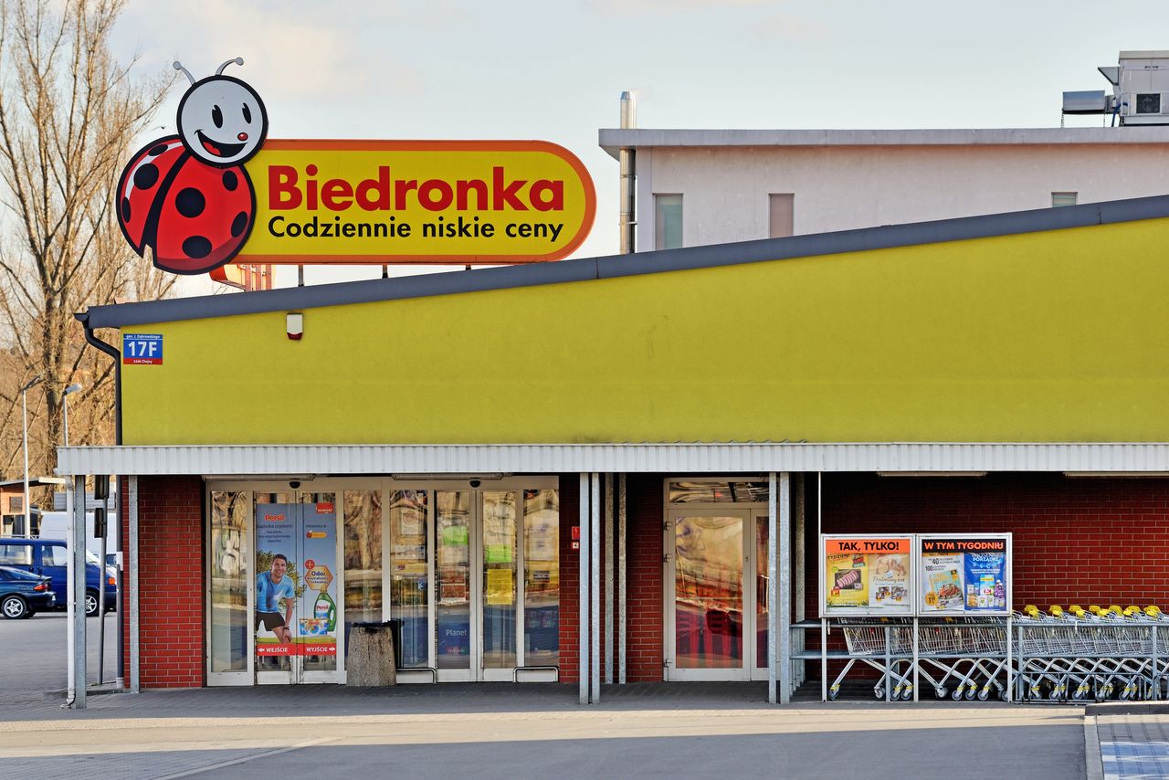 Nie 4000 zł netto, a 1500 zł brutto. Biedronka przyznała pracownikom nagrody