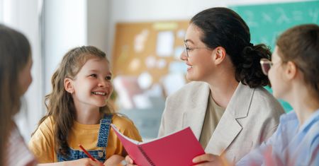 Szkoły wrażliwe kulturowo i przyjazne dla wszystkich uczennic i uczniów – doskonalenie kadr systemu oświaty