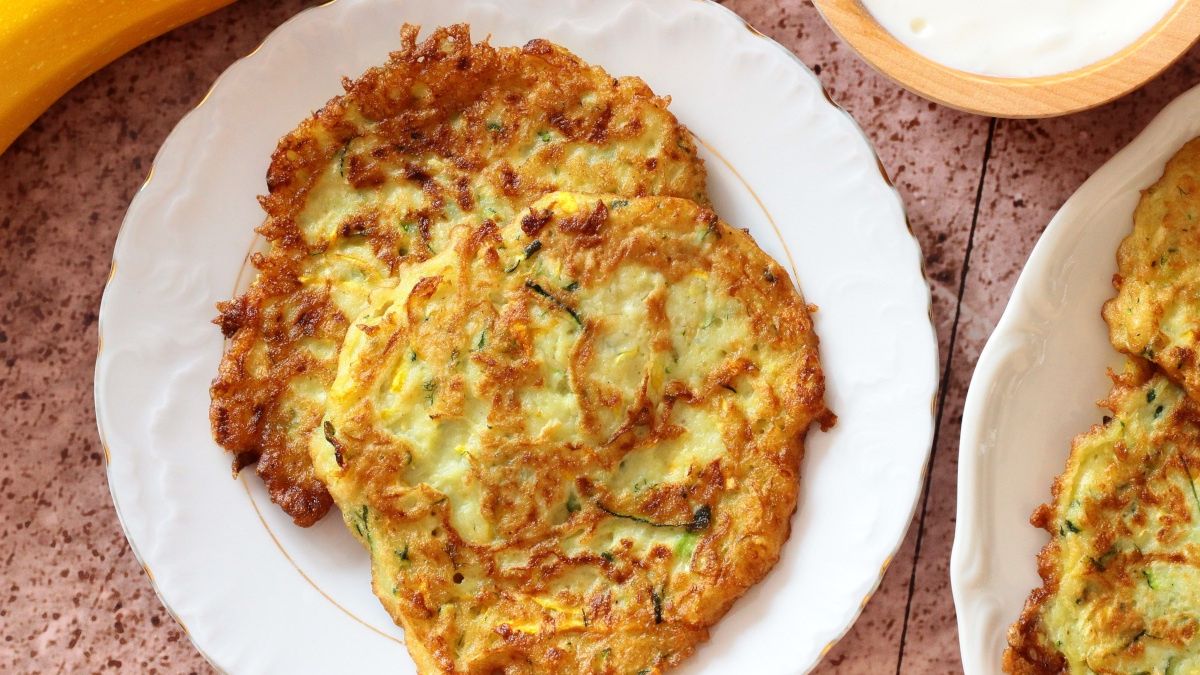 Pyszne i chrupiące placki z cukinii
