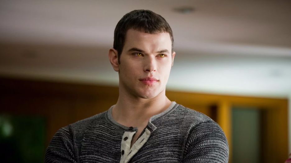 Kellan Lutz jako Emmett Cullen w sadze "Zmierzch"