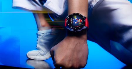 TAG Heuer przygotował super smartwatch, Super Mario smartwatch