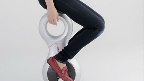 Bardzo mały "Segway" od Hondy (wideo) 1