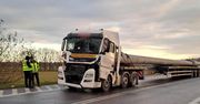 Zderzenie trzech ciężarówek. Problemy na DK17