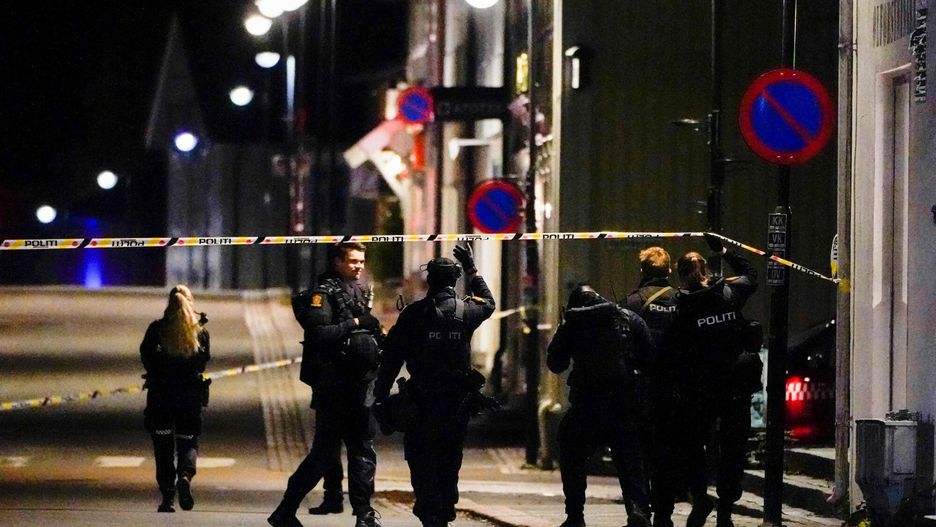 Atak w Norwegii. Napastnik ranił z łuku kilkanaście osób. Policja: jest wielu zabitych