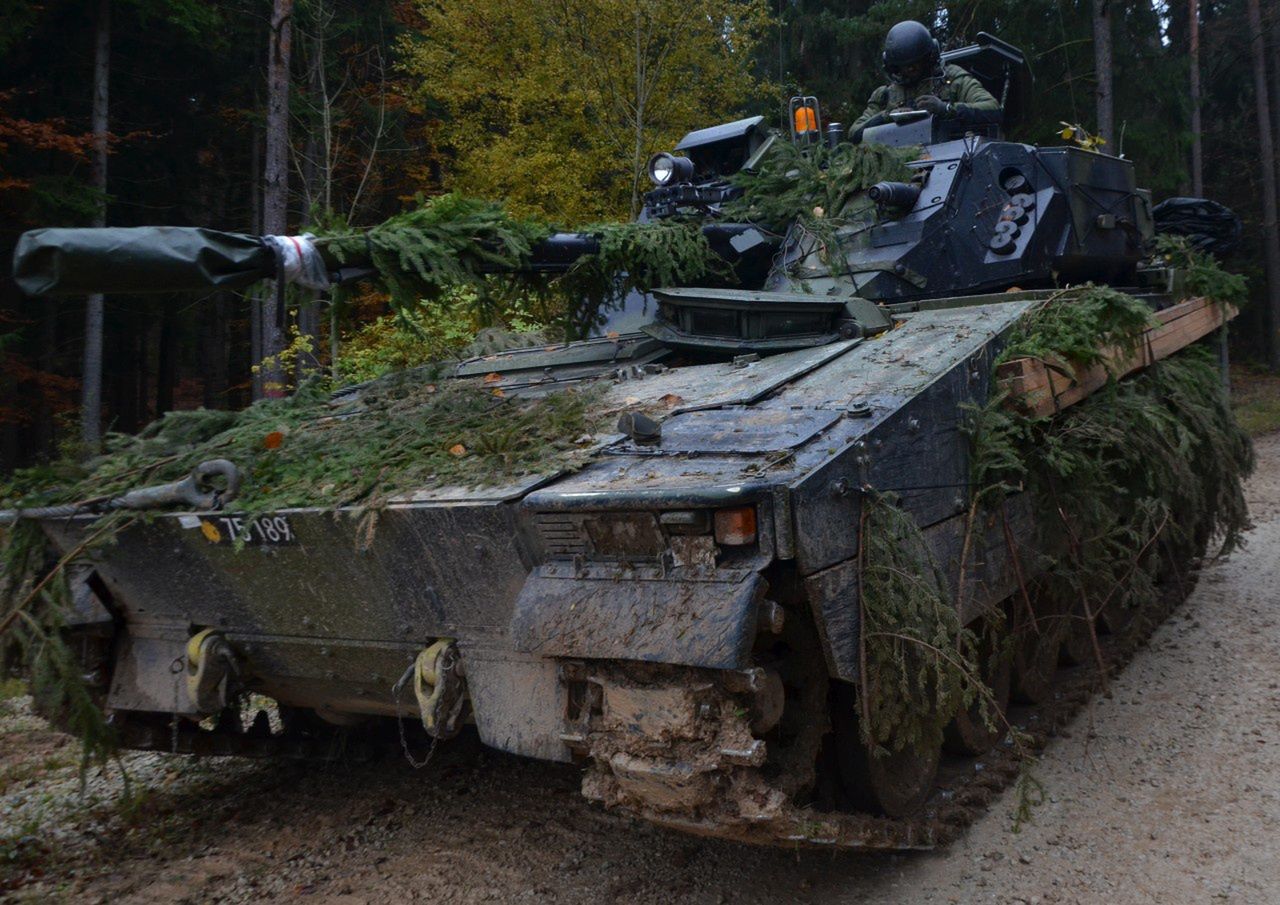 Holenderski Cv9035NL.
(US Army / Pfc. Shardesia Washington)