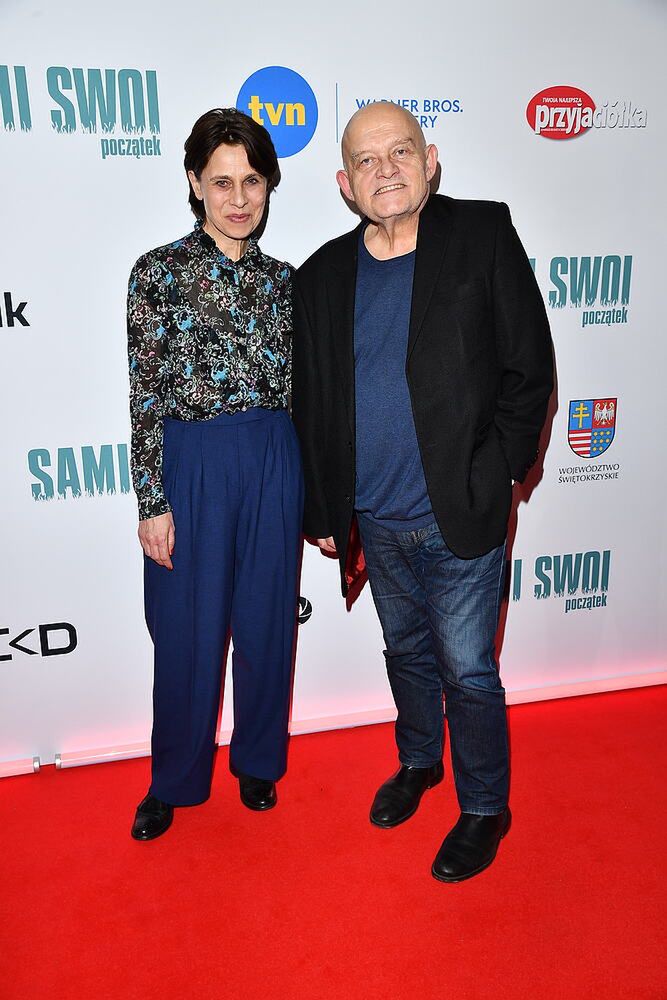 Tłum celebrytów na premierze kultowej komedii