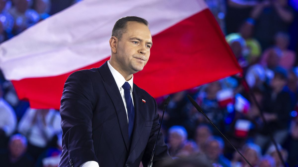 Polish presidential candidate Karol Nawrocki supported by the Law and Justice Party during an election convention  in Lodz, Poland, on April 27, 2025. (Photo by Andrzej Iwanczuk/NurPhoto via Getty Images)