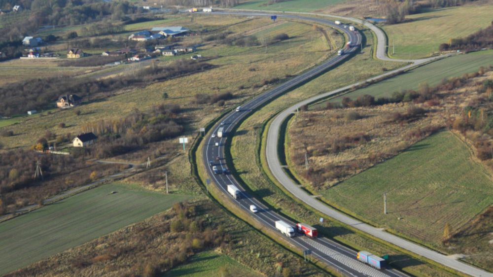 W latach 2020-2030 powstać w Polsce ma powstać 100 nowych obwodnic.
