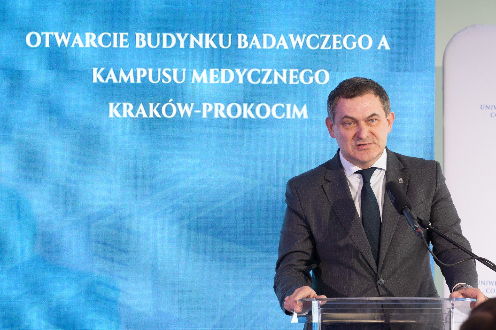Nowy budynek badawczy na Kampusie Medycznym uroczyście otwarto we wtorek (21 października)