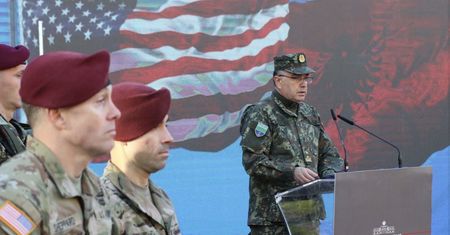 Albania ma nowego prezydenta. Zrzucił mundur dla urzędu