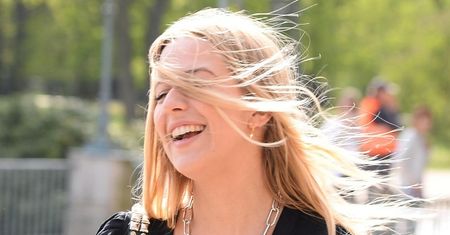 Jessica Mercedes OSZUKAŁA fanów?! Koszulki jej firmy są szyte w Chinach za kilka złotych!