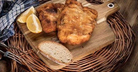 Panierowanie kotletów. Wiele osób popełnia ten błąd