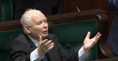 Trzęsienie ziemi w PiS. Sondaż przed kluczowymi decyzjami w partii