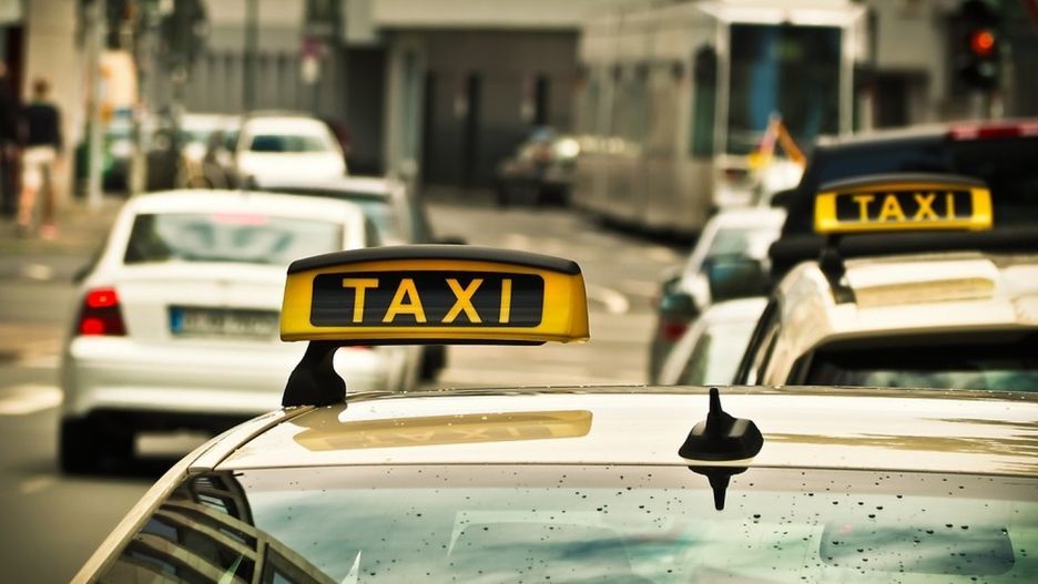Taksówki - zdjęcie ilustracyjne.