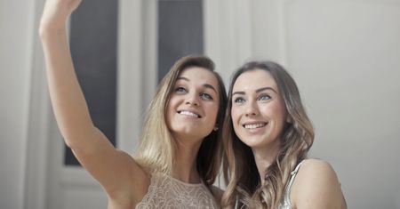 Nowe schorzenie uderza w ludzi. Chcą wyglądać jak na selfie ze Snapchata