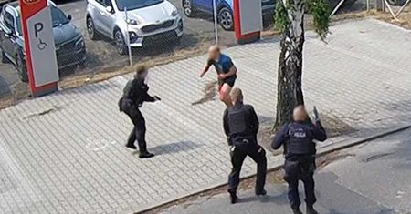 Wstrząsające nagranie. 17 strzałów do chorego na schizofrenię
