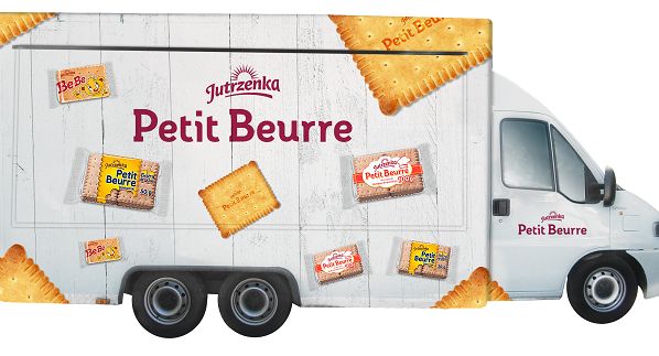 Food truck Jutrzenki promuje herbatniki Petit Beurre