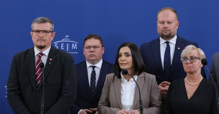 "Zwykły oszust". Sejmowa komisja ws. Ziobry