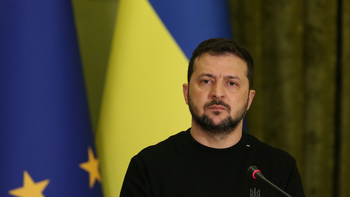 Kijów, Ukraina, 04.11.2023. Prezydent Ukrainy Wołodymyr Zełenski podczas konferencji prasowej po spotkaniu z przewodniczącą Komisji Europejskiej Ursulą von der Leyen w Kijowie, 4 bm. Trwa inwazja Rosji na Ukrainę. (sko) PAP/Viktor Kovalchuk