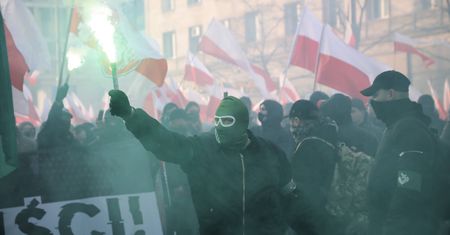 Warszawski policjant o Marszu Niepodległości. "K...a, dramat był"