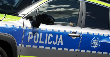 Atak na 17-latka we Wrocławiu. "Był bity i kopany po głowie". Policja szuka świadków