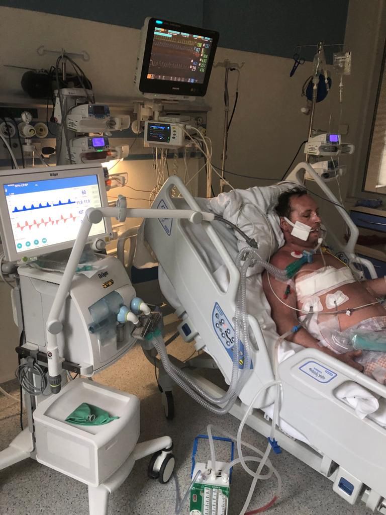 Pan Grzegorz kilka godzin po przeszczepie płuc