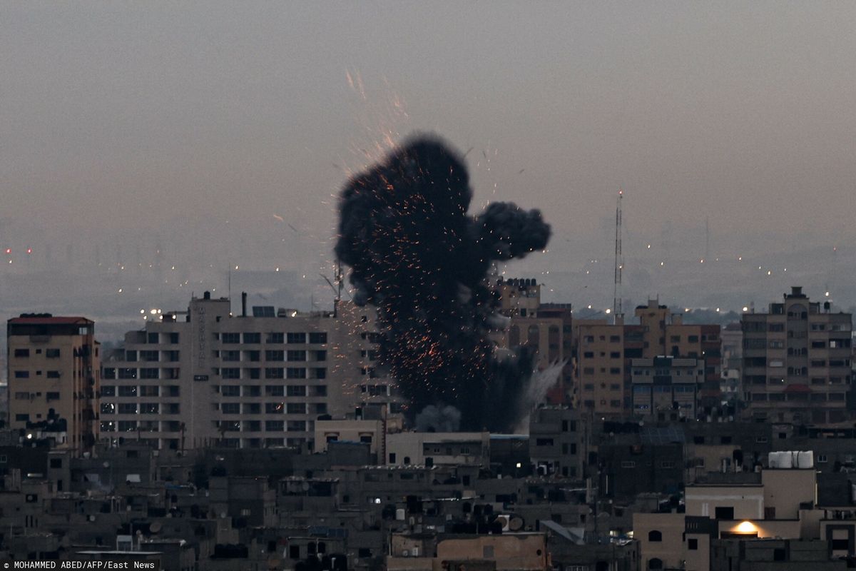 Izrael uderza w cele Hamasu