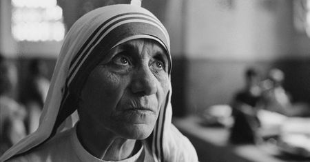 Matka Teresa wciąż budzi kontrowersje. Była świętą, czy liderką niebezpiecznej sekty?