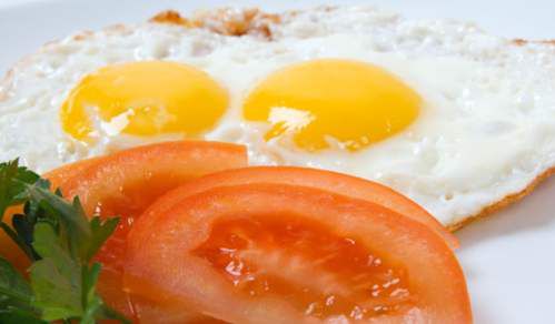 Jaja na śniadanie mogą pomóc w odchudzaniu