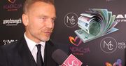 Krystian Wieczorek gorzko o zarobkach aktorów: "Nie żyjemy w Niemczech". A co ze stawkami w "M jak miłość"? [WIDEO]