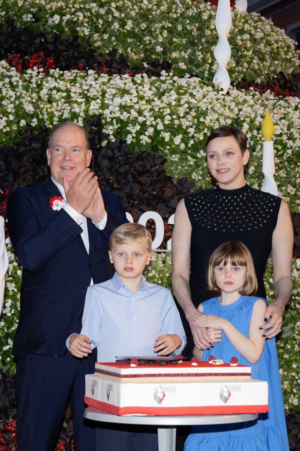 Książę Albert i Charlene z dziećmi - 100. urodziny Rainiera III (fot.ONS)