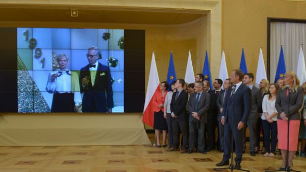 Donald Tusk oraz Elżbieta Bieńskowska podczas konferencji nt. 10. rocznicy wejścia Polski do UE