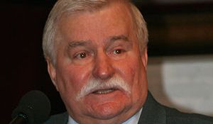 Lech Wałęsa chce pomagać Kubańczykom