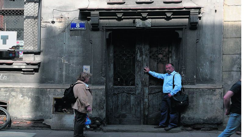 Kamienice przy ul. Wielopole 6 i 8 w Krakowie są puste od lat