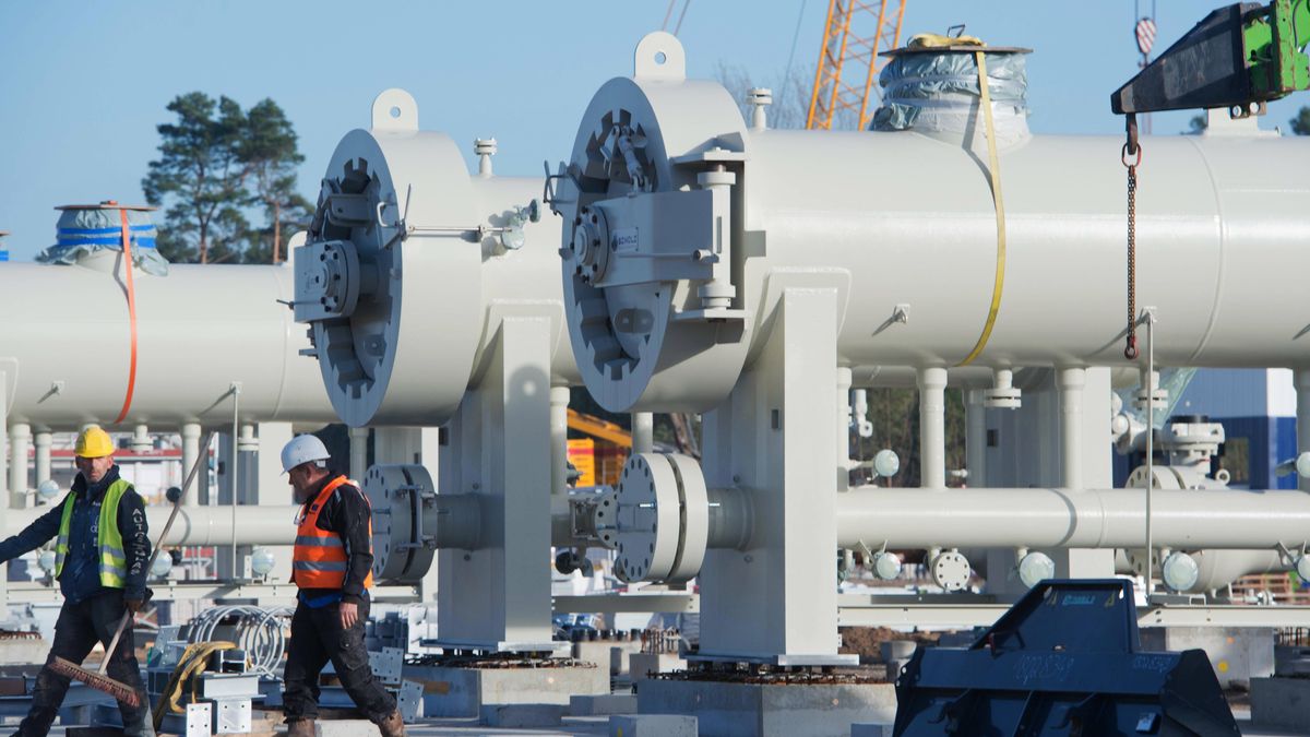 Nord Stream 2. Na zdj. widok na budowę stacji odbioru gazu ziemnego, stacja przesiadkowa rurociągu Eugal (Meklemburgia-Pomorze Przednie)