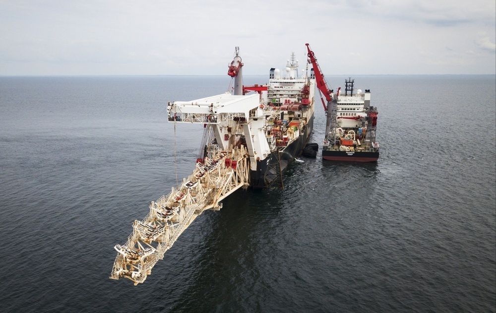 Statki Solitaire i Fortitude, które mają służyć układaniu Nord Stream 2