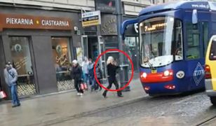 Motorniczą dopadł mały głód. Zatrzymała tramwaj i wyskoczyła na zakupy