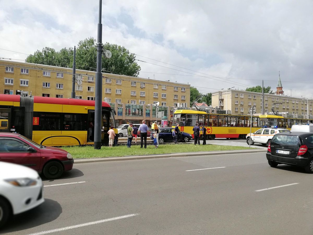 Śródmieście. Wstrzymany ruch tramwajowy