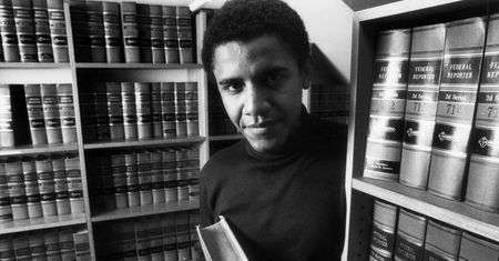 Barack Obama wspomina czasy studenckie:  "Pierwszą noc na Manhattanie spędziłem zwinięty w kłębek w jakiejś bocznej ulicy"