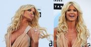 Victoria Silvstedt - ma tak sztywne piersi, że nie musi nosić stanika!