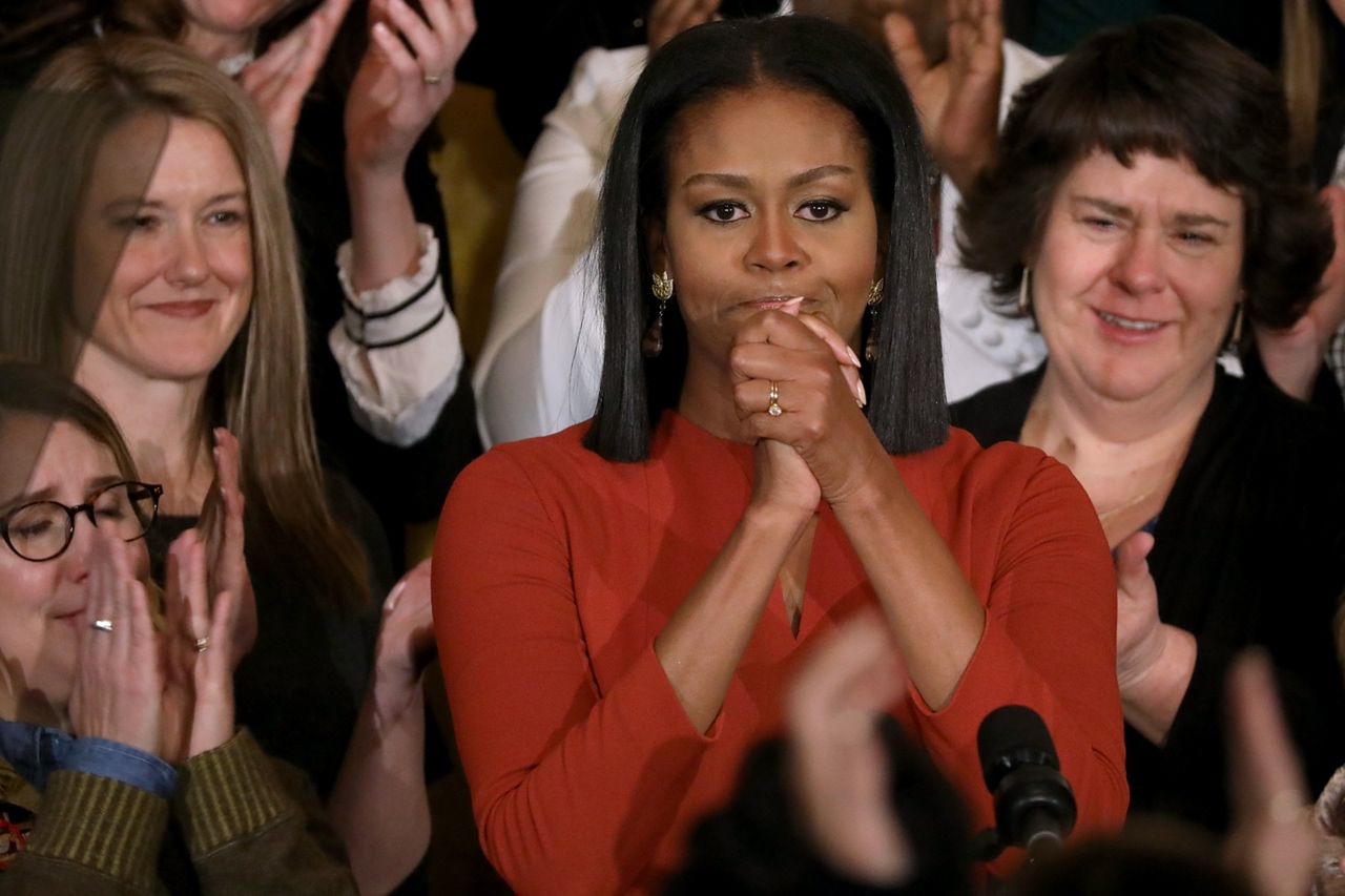 Michelle Obama i jej naturalne loki