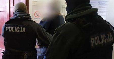 Olsztyn. Planował zamach na prezydenta, rząd i parlament. 60-latek nie uniknie więzienia