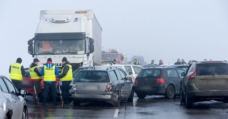 Karambol na S8. Ogromne korki na Trasie Toruńskiej