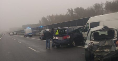 Olsztyn: Karambol na S51. Dwie osoby są ranne