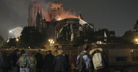 Katedra Notre Dame ma być odbudowana. Darczyńcy dają 700 mln euro
