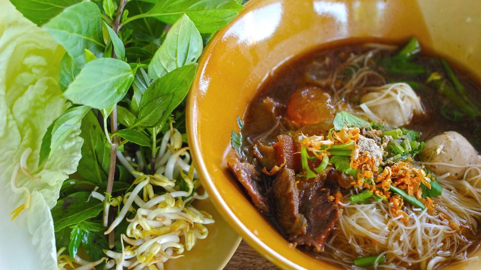 Ramen musi być gotowany na małym ogniu przez przynajmniej 2-3 godziny